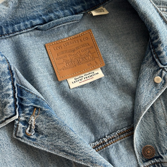 Levi’s 90s Trucker Jacket- Worn in Indigo - Picture 4 of 6